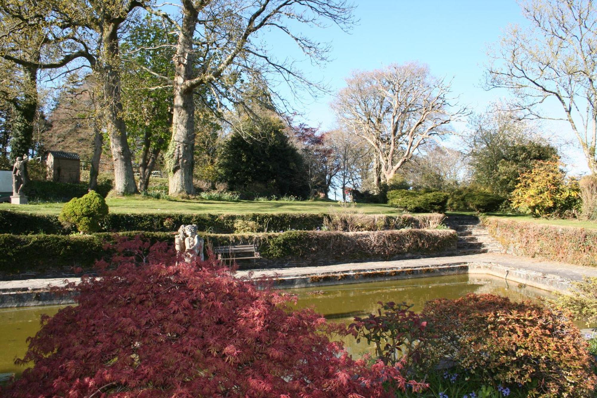 Great Trethew Manor Hotel & Self Catering Lodges 利斯卡德 外观 照片