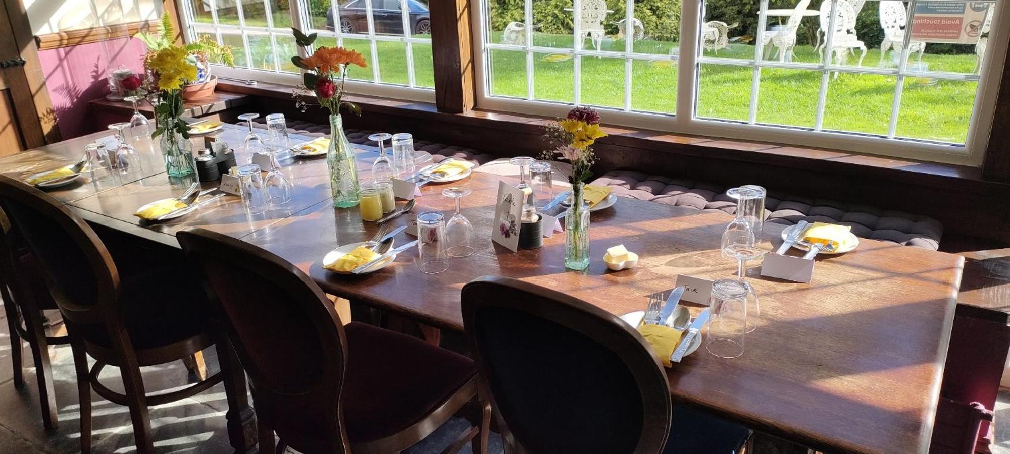 Great Trethew Manor Hotel & Self Catering Lodges 利斯卡德 外观 照片