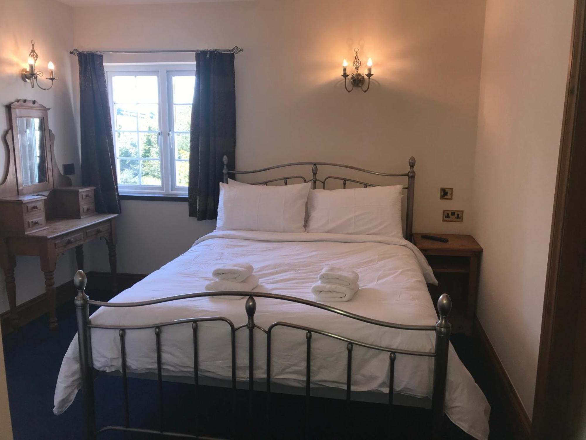 Great Trethew Manor Hotel & Self Catering Lodges 利斯卡德 客房 照片